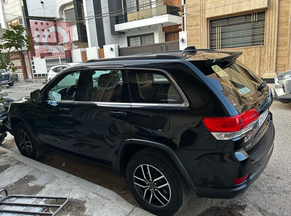 جيب جراند شيروكي